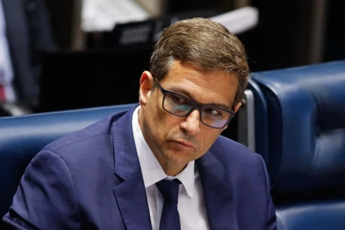 Déficit primário cai em agosto e mercado aposta em novos cortes na Selic