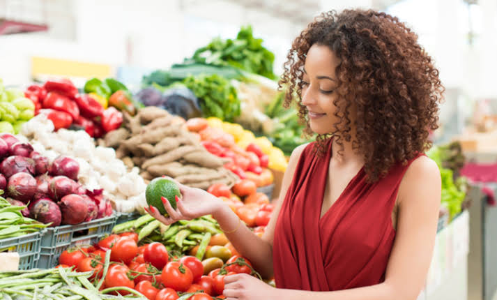 Como Economizar na Feira: Dicas Práticas para Poupar no Fim do Mês