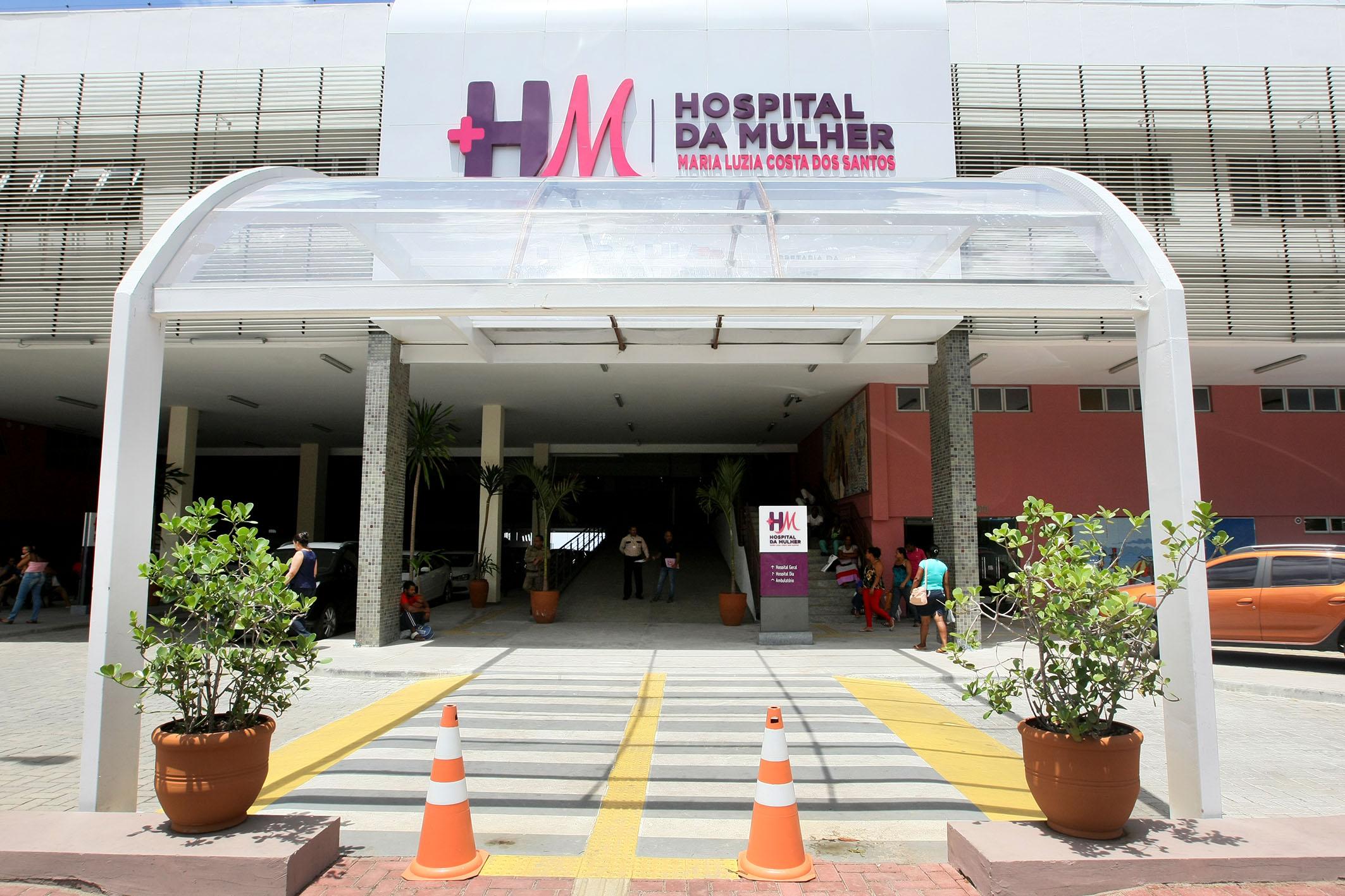 Hospital da Mulher recebe estudantes dos Estados Unidos em visita acadêmica em Salvador