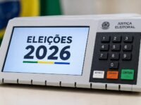 Urna eletrônica utilizada nas eleições brasileiras, ilustrando a apuração dos votos do segundo turno de 2026.