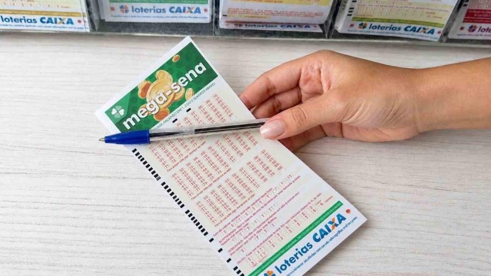 Mega-Sena acumula para R$ 300 milhões; confira os números sorteados e os prêmios do concurso 3074