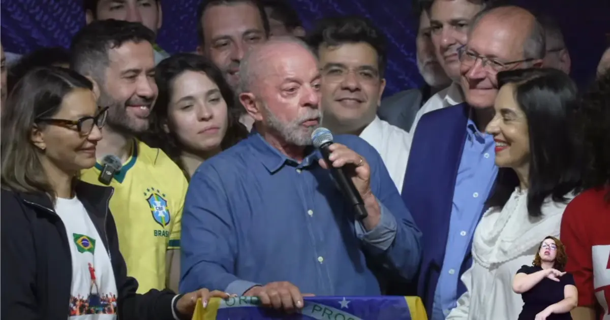 Lula provoca Bolsonaro ao avaliar má fase do Corinthians: “Só perde”
