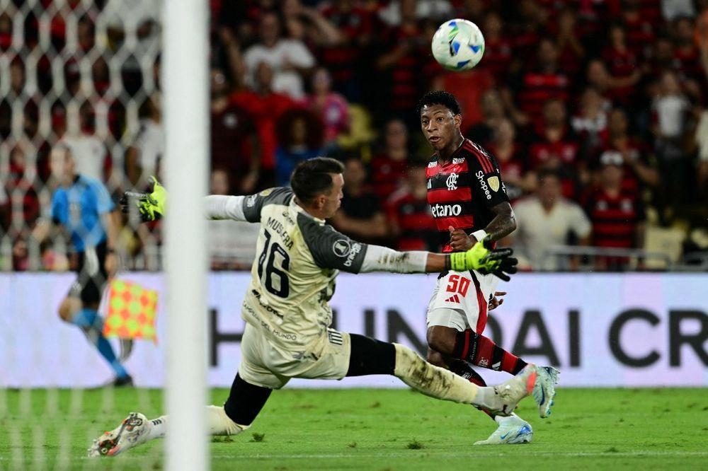 Flamengo é eliminado pelo Estudiantes nos pênaltis e fica fora da final da Libertadores 2026