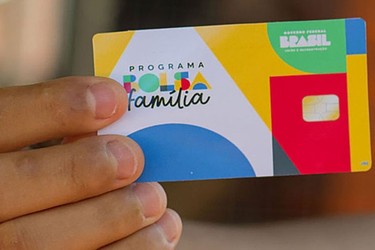 Bolsa Família de outubro começa dia 19 com piso reajustado para R$ 691