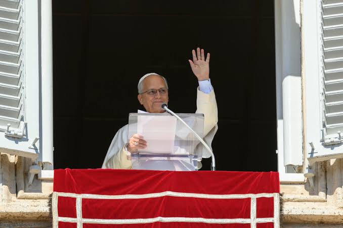 Papa Leão XIV passará por cirurgia para retirar nódulo no pulmão; viagem à América Latina é mantida