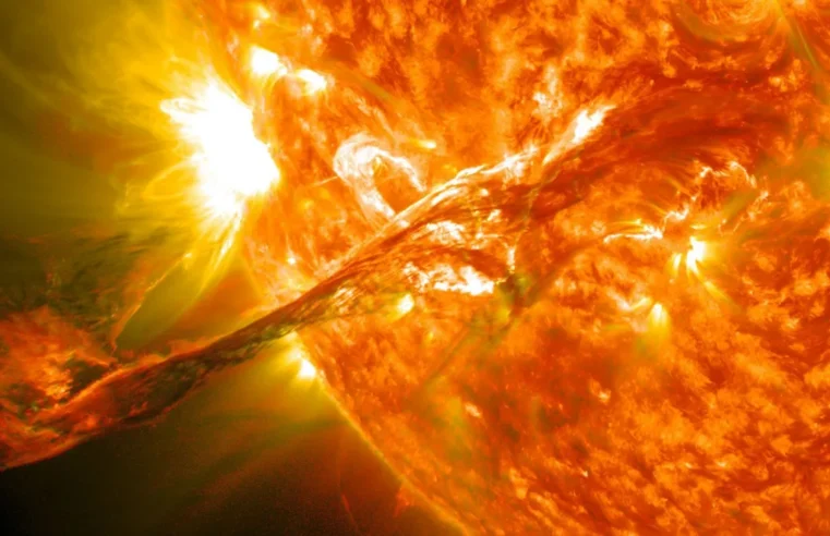 Terra entra em alerta para tempestade solar, mas fenômeno não traz riscos à população