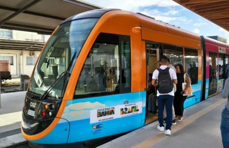 VLT de Salvador completa 100 dias de operação e supera 300 mil passageiros transportados